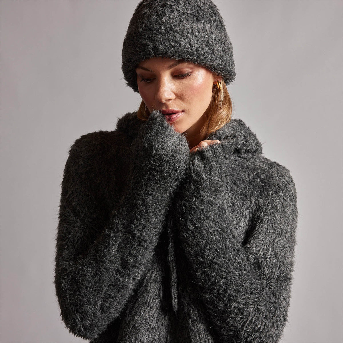 Wool Blend Sherpa Beanie in Anthracite | James Perse Los Angeles