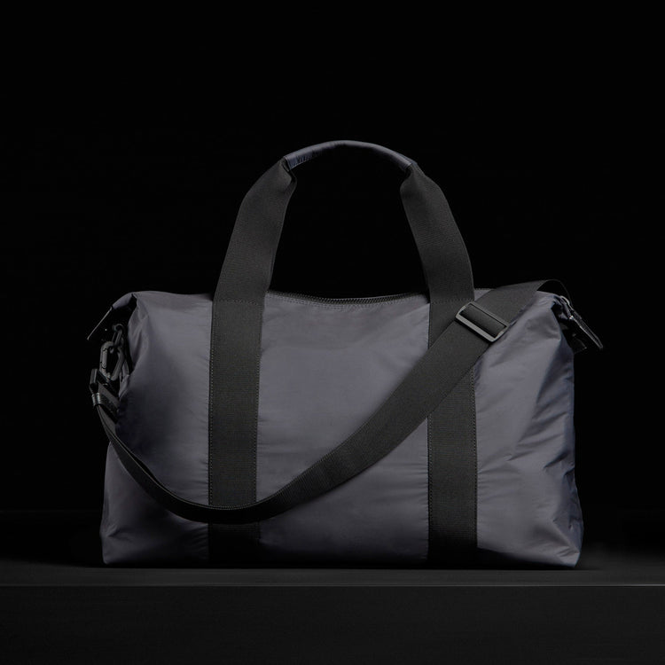 Highland Duffle Bag in Charcoal/Black | James Perse Los Angeles