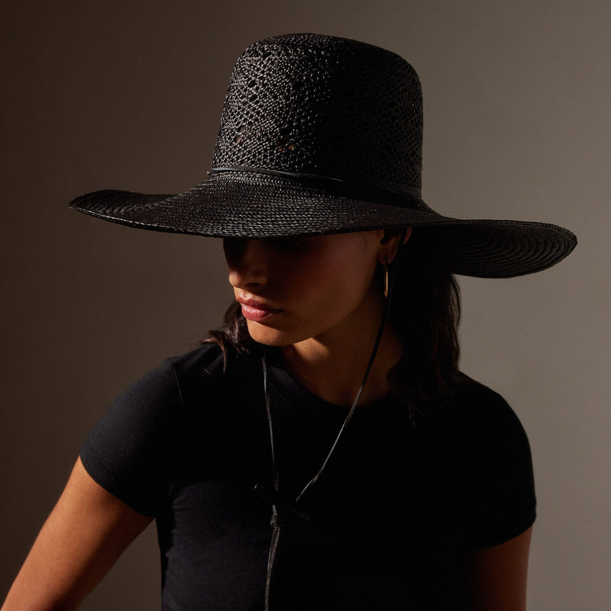 Coastal Hat in Black | James Perse Los Angeles