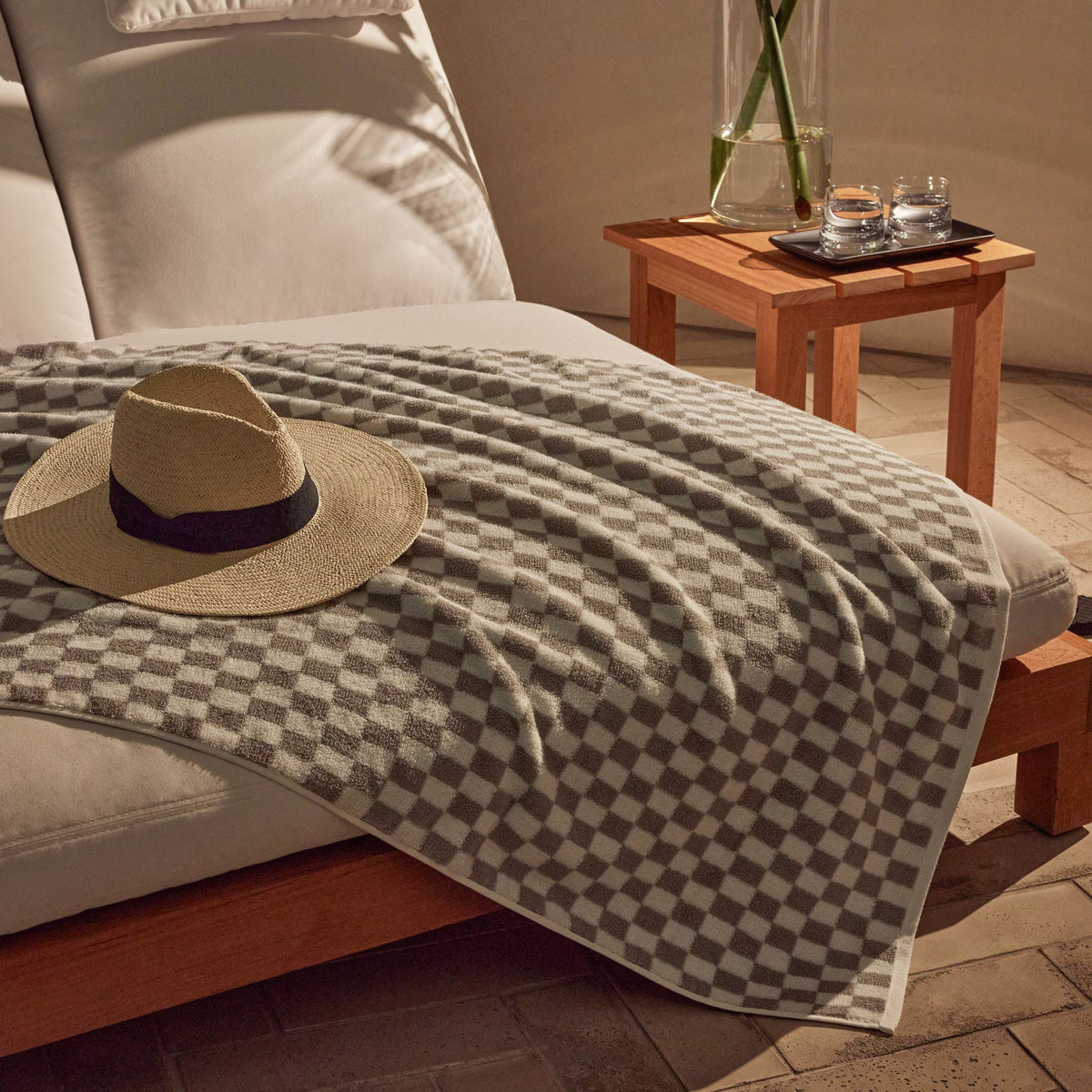 Checkered Beach Towel in White/Steel Grey