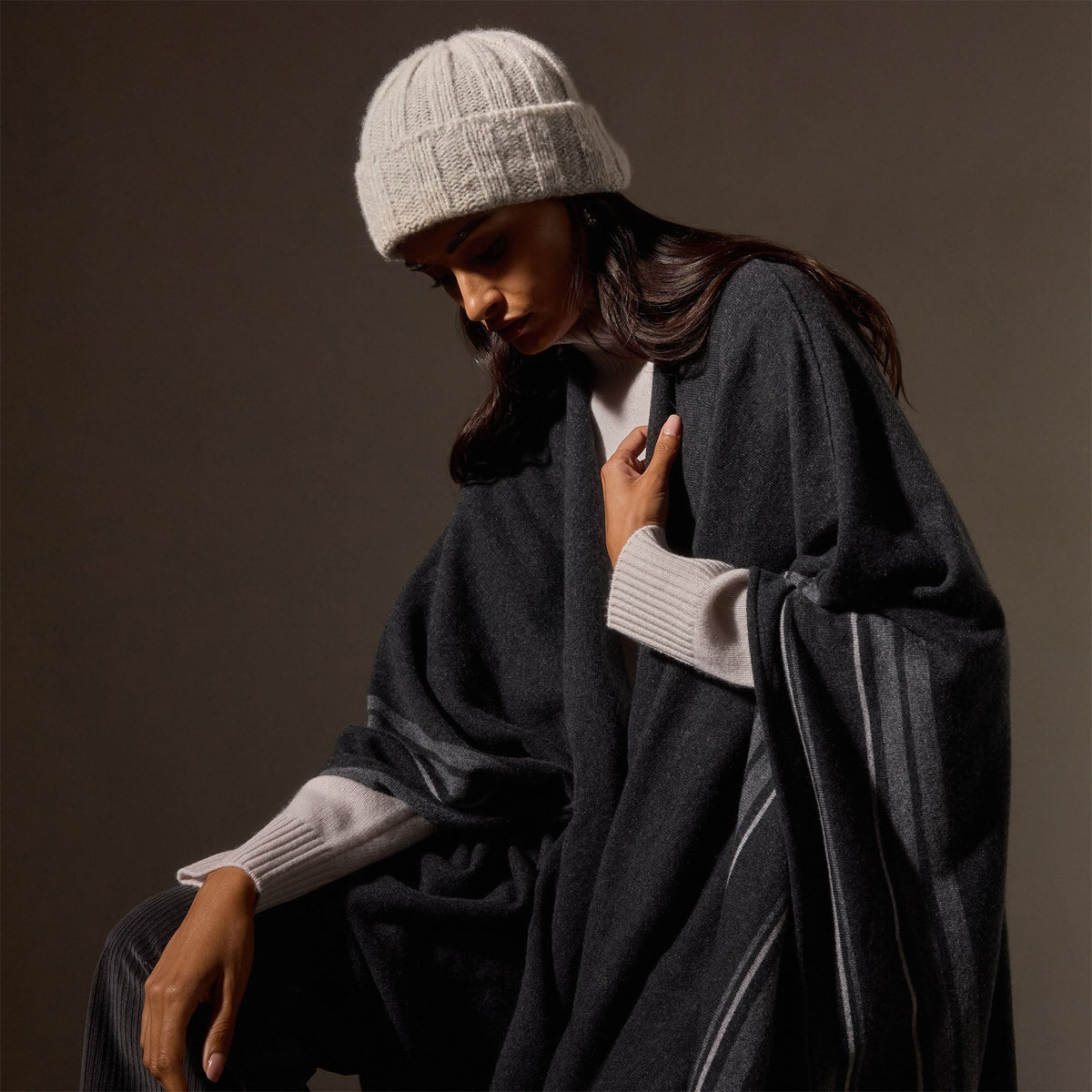Textured Cashmere Beanie in Mist | James Perse Los Angeles