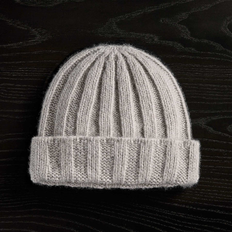 Textured Cashmere Beanie in Silver Wheat | James Perse Los Angeles