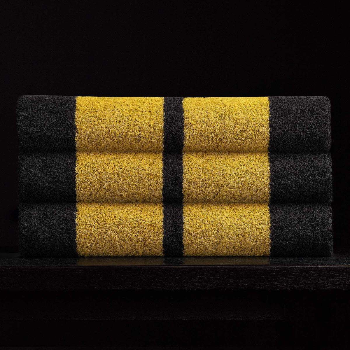 double stripe beach towel black crocus atd0181 | James Perse Los Angeles 