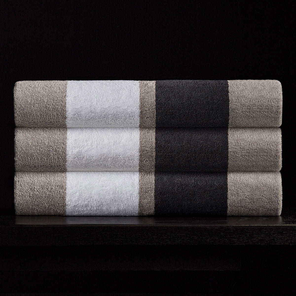 Double Stripe Beach Towel in Grey/Optic White/Carbon | James Perse Los Angeles 