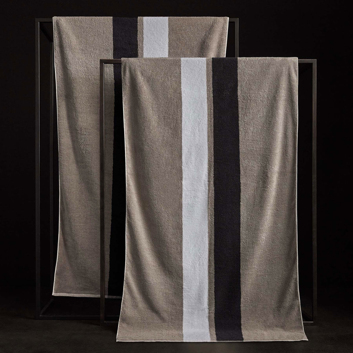Double Stripe Beach Towel In Grey/Optic White/Carbon | James Perse Los Angeles