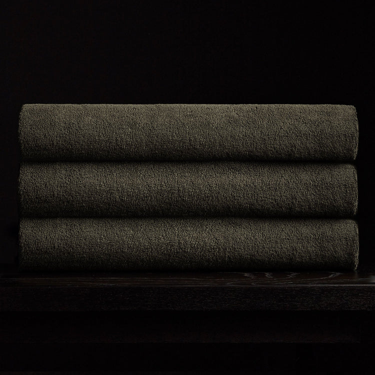 Bath Towel In Dark Palm | James Perse Los Angeles