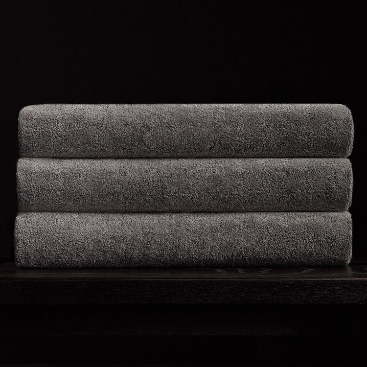 Bath Towel in Roan | James Perse Los Angeles
