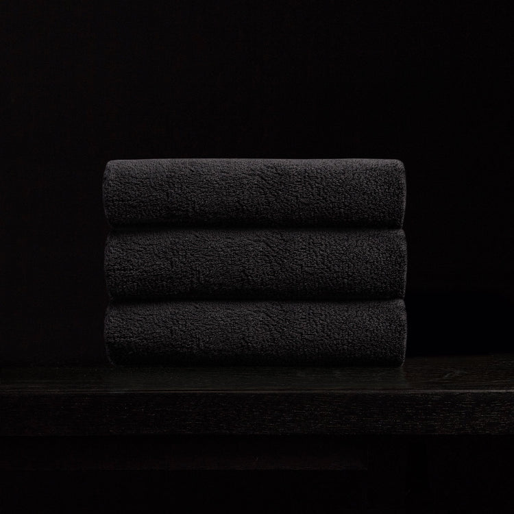 Hand Towel in Black | James Perse Los Angeles