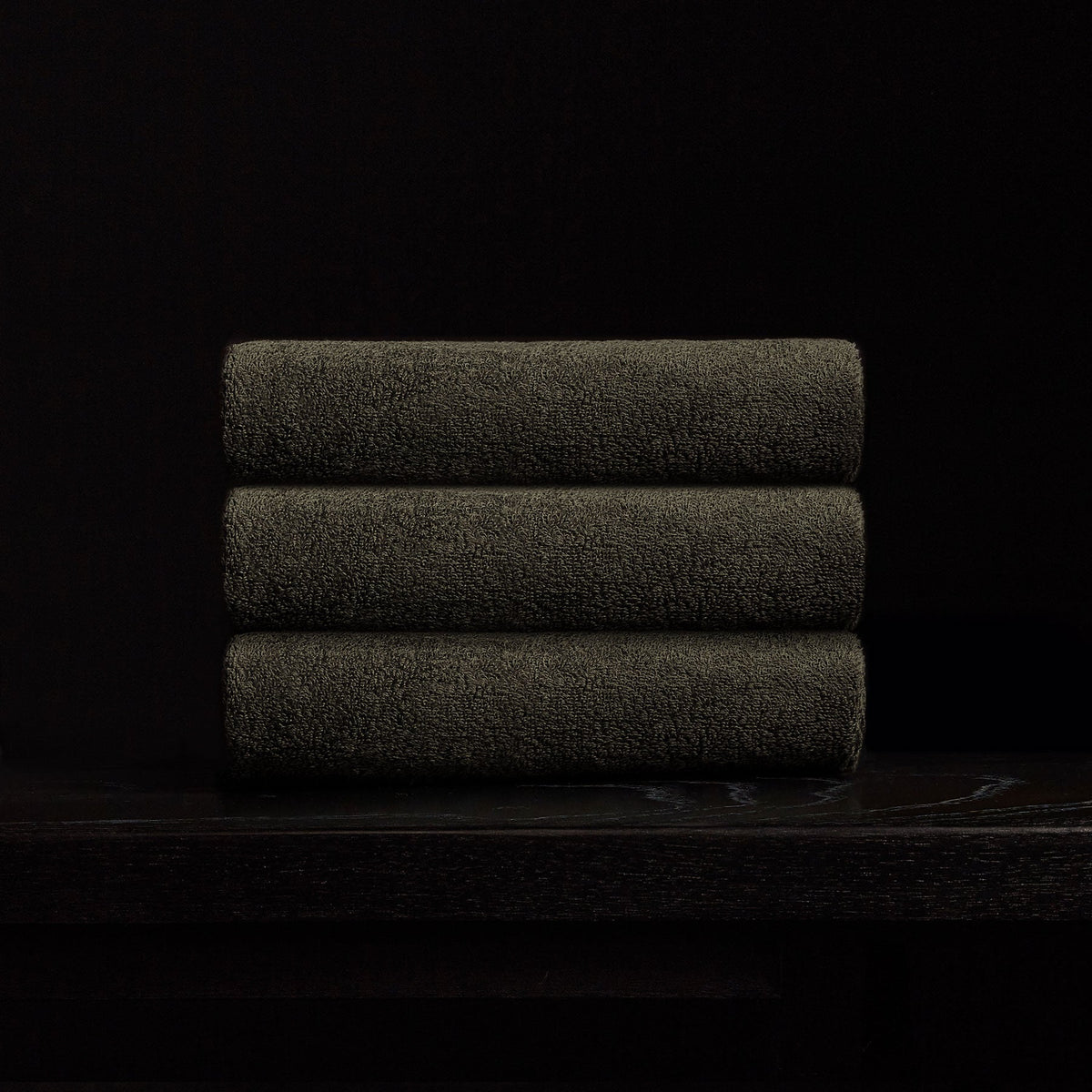 Hand Towel In Dark Palm | James Perse Los Angeles