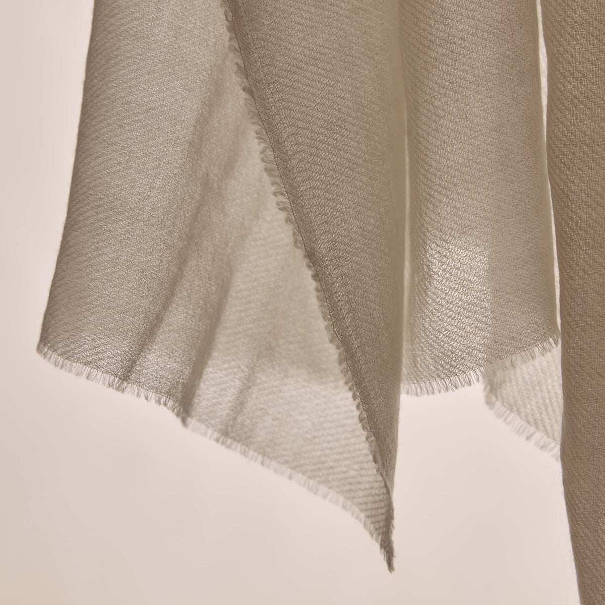 Sarti Wool Cashmere Scarf in Ivory | James Perse Los Angeles