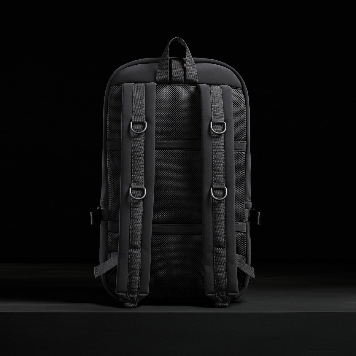 Large Sierra Backpack W/ Exposed Zip in Black | James Perse Los Angeles