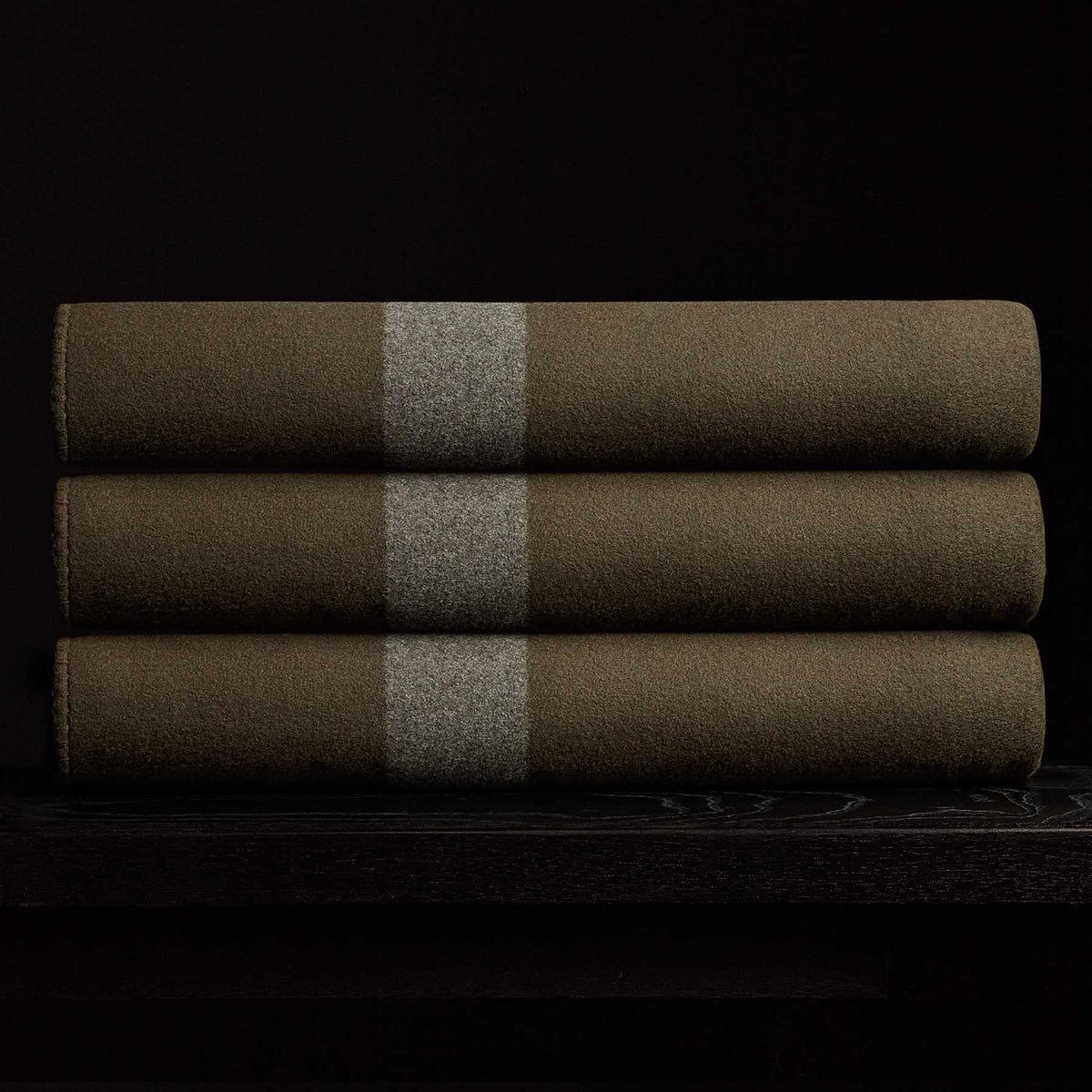 Boucle Cashmere Wool Surplus Blanket - Marsh/Charcoal | James Perse Los Angeles