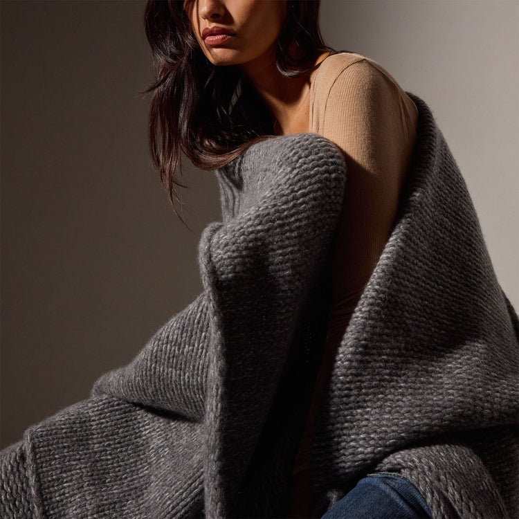Cashmere Melange Knit Blanket in Charcoal Melange | James Perse Los Angeles