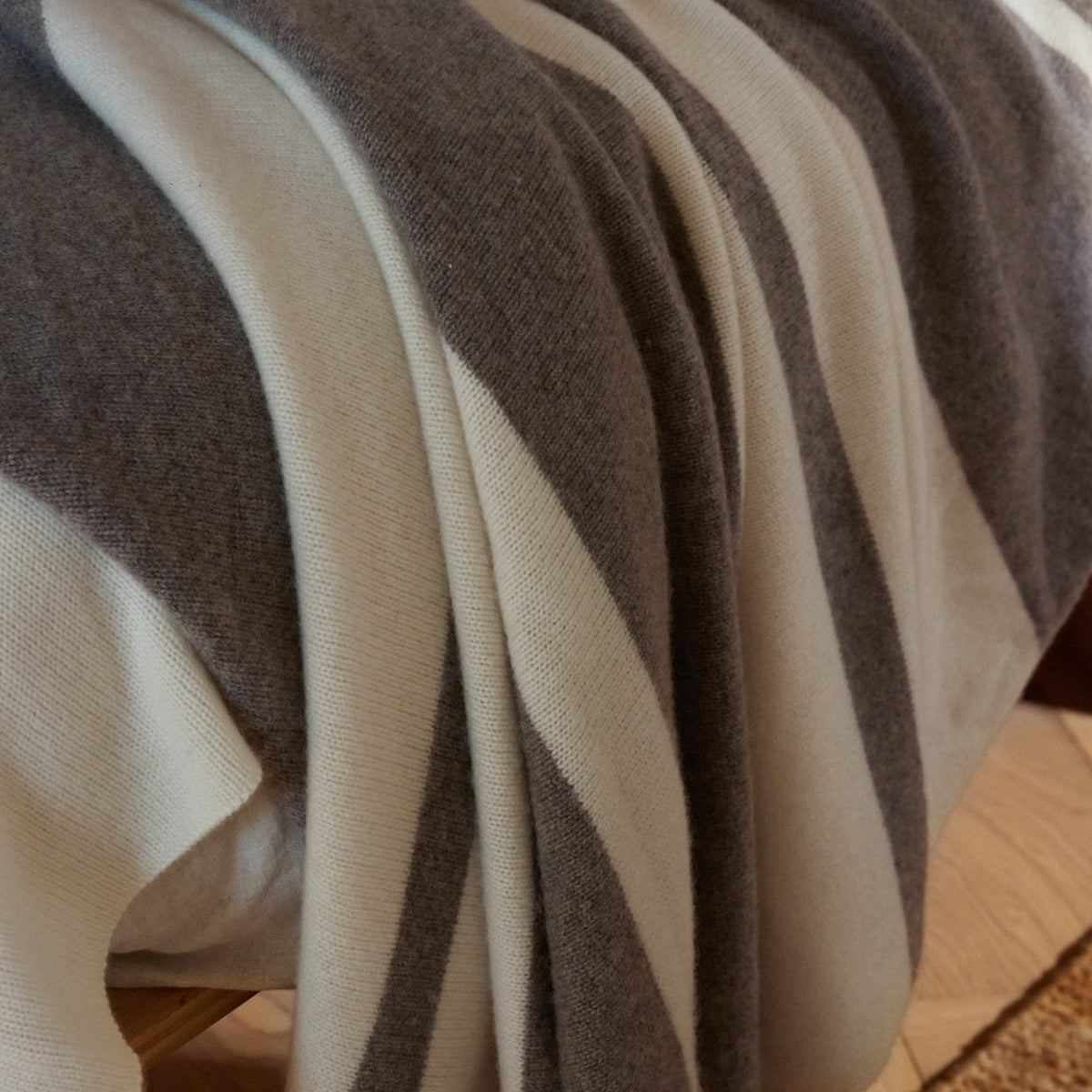 Cashmere Stripe Knit Blanket in Taupe Melange/White | James Perse Los Angeles