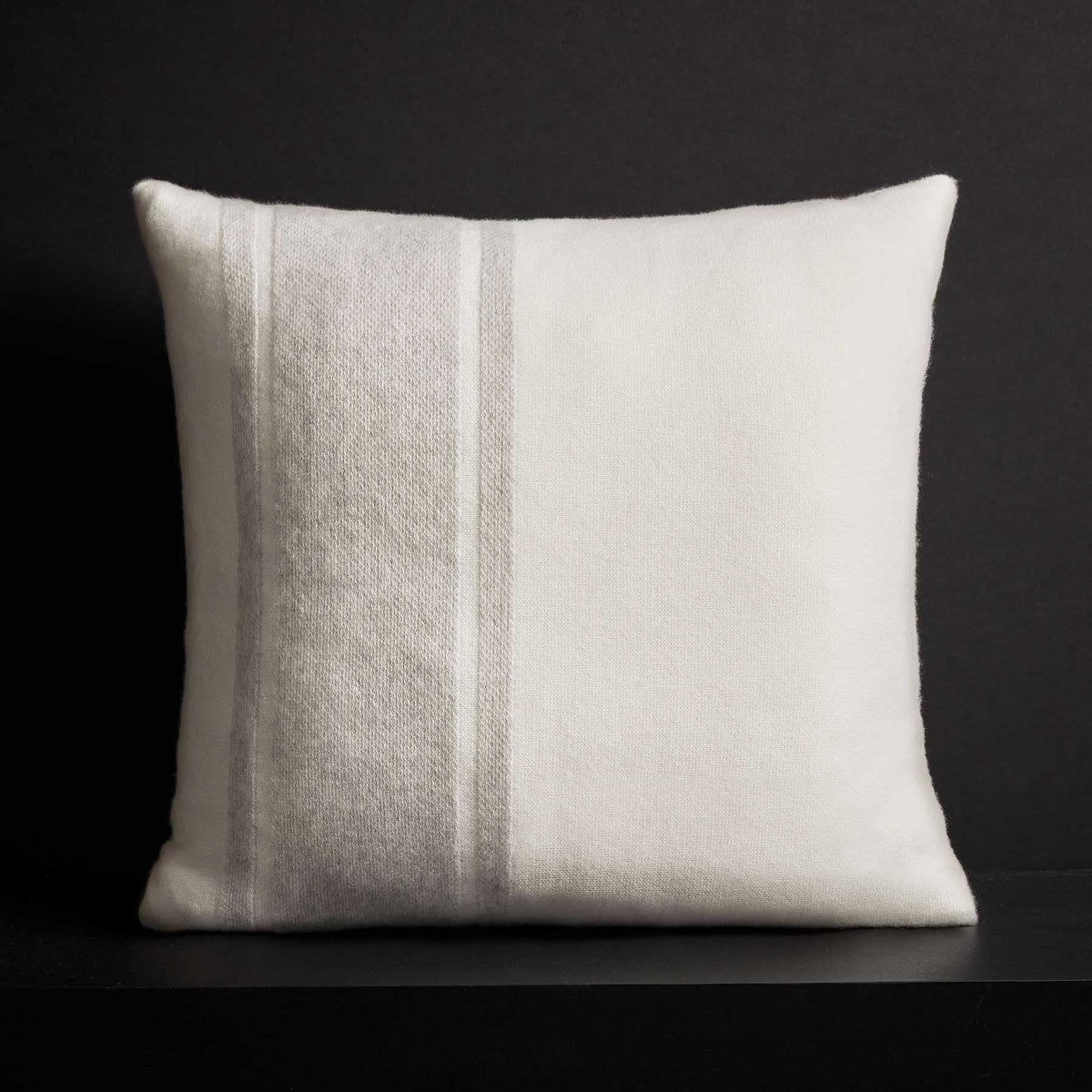 Baja Stripe Sham in Ivory/Flannel | James Perse Los Angeles