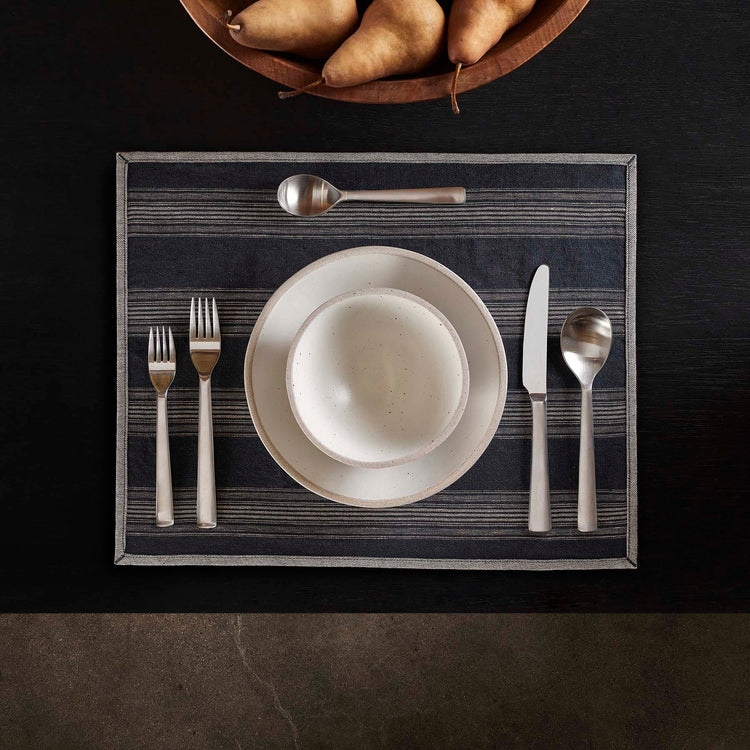 Stripe Placemat in Navy Stripe | James Perse Los Angeles