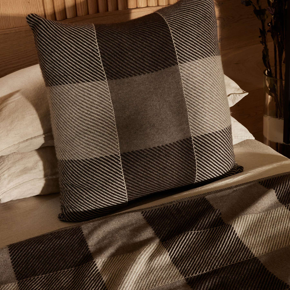 Vintage Plaid Sham in Natural/Brown/Ivory | James Perse Los Angeles