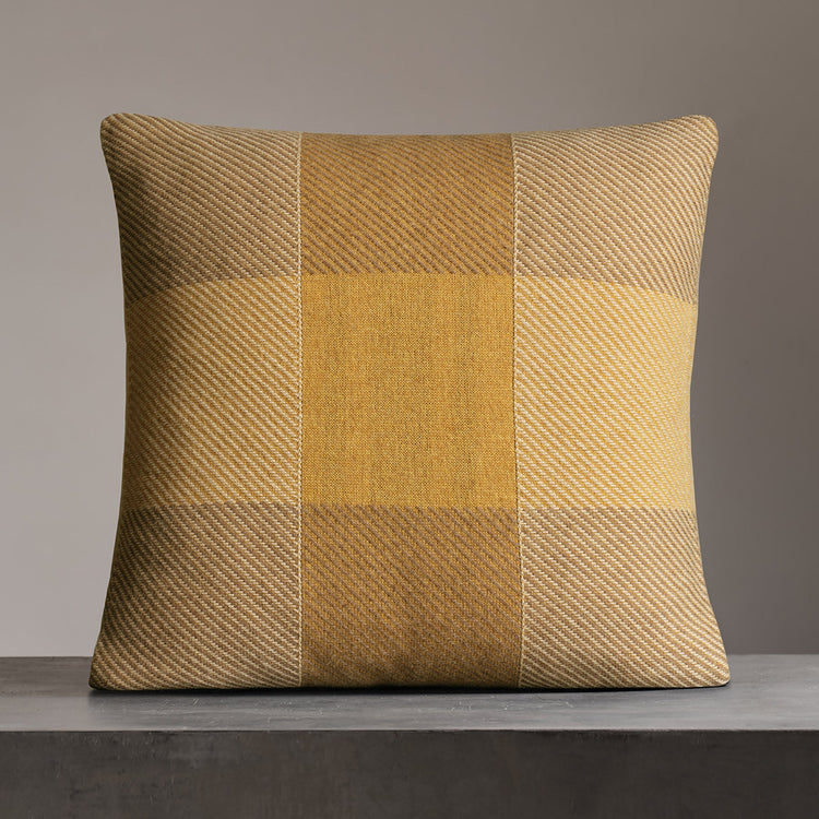 Vintage Plaid Sham in Vintage Yellow/ Flannel/ Ivory | James Perse Los Angeles