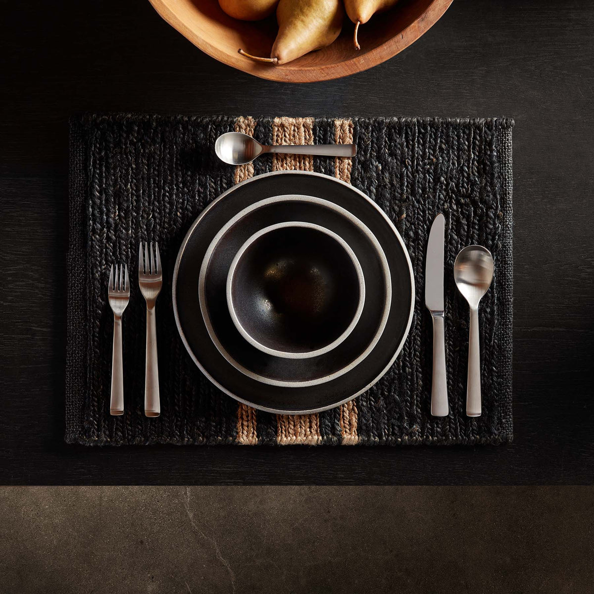 Jute Placemats (Set of 4) - Charcoal/Natural Stripe | James Perse Los Angeles