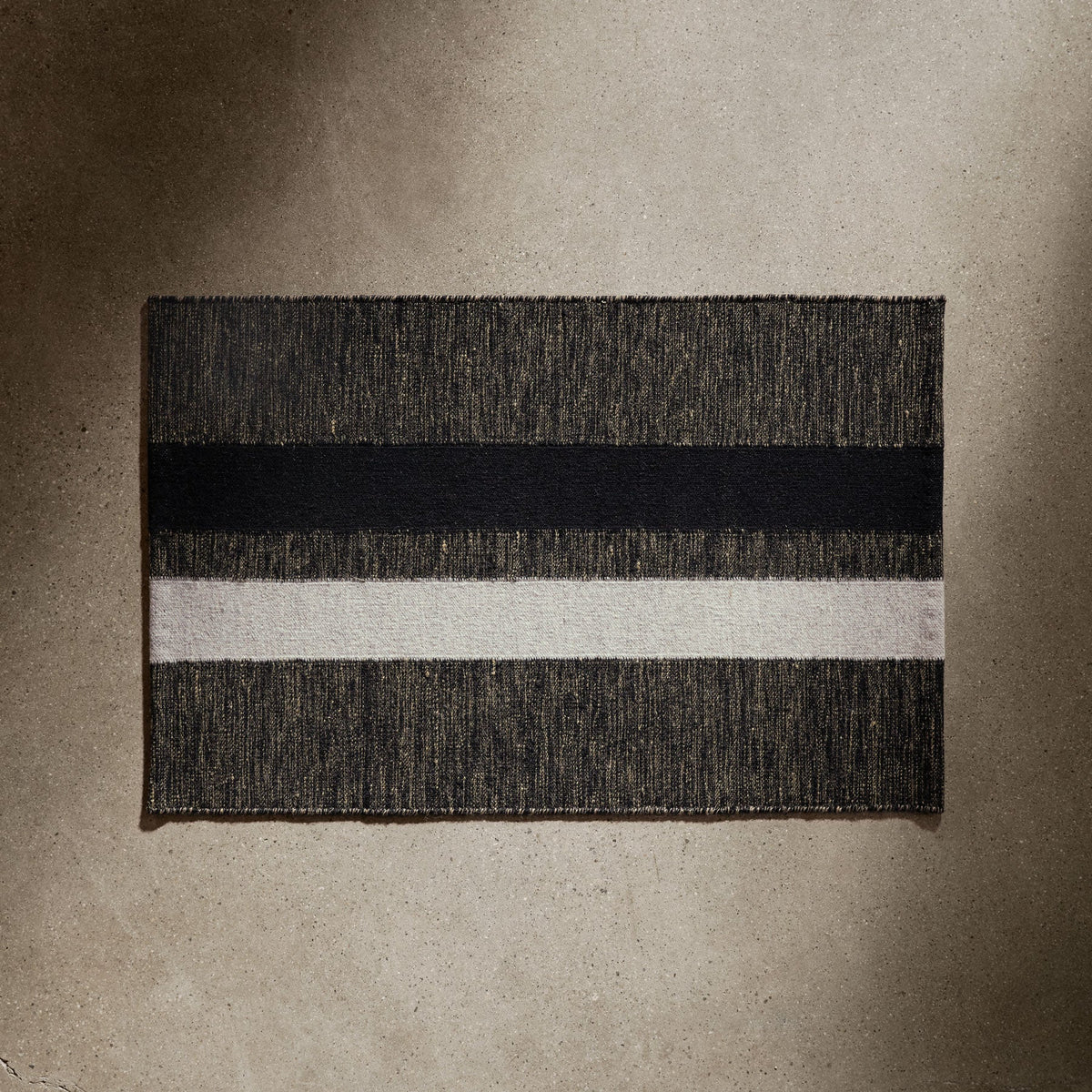 Striped Entry Mat 2Ft X 3Ft in Pearl Grey/Black | James Perse Los Angeles