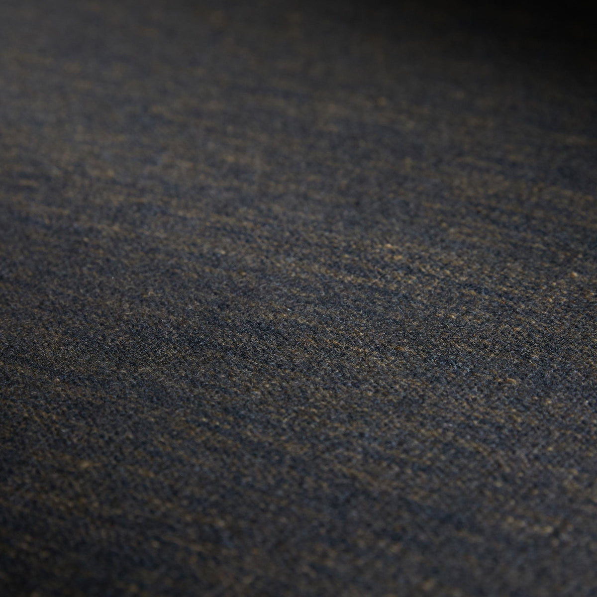 Solid Marled Area Rug 6Ft X 9Ft in Gunmetal Marle | James Perse Los Angeles