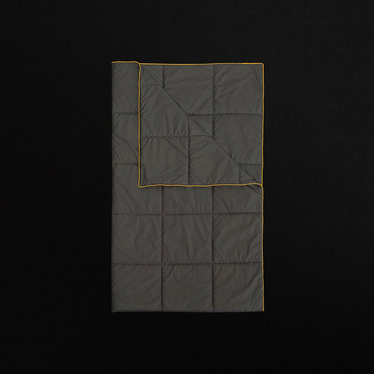 Y/OSEMITE Quilted Blanket in Magma/Tangerine | James Perse Los Angeles