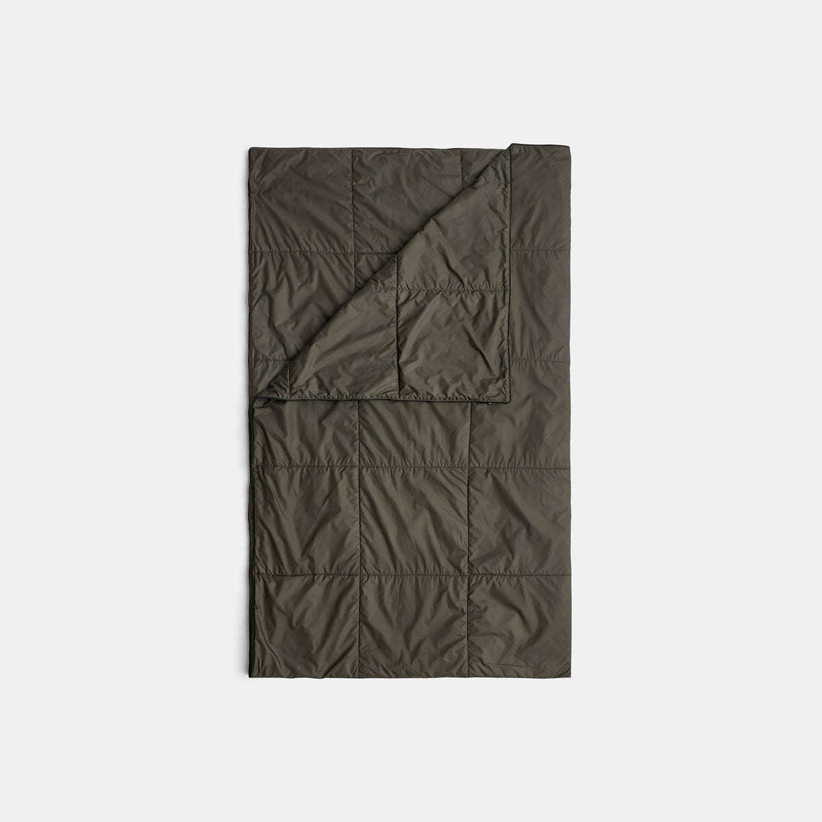 Y/OSEMITE Quilted Blanket In Olive/Black | James Perse Los Angeles
