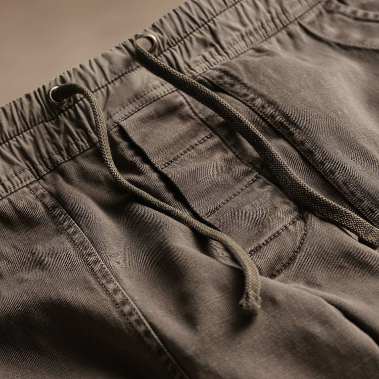 Army Cotton Slub Utility Pant  in Loam Pigment | James Perse Los Angeles