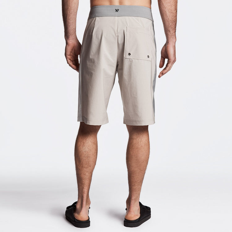 Y/OSEMITE Tri Color Boardshort - Sand/Stone/Shell | James Perse Los Angeles