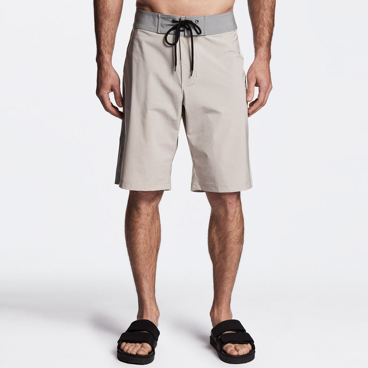 Y/OSEMITE Tri Color Boardshort - Sand/Stone/Shell | James Perse Los Angeles