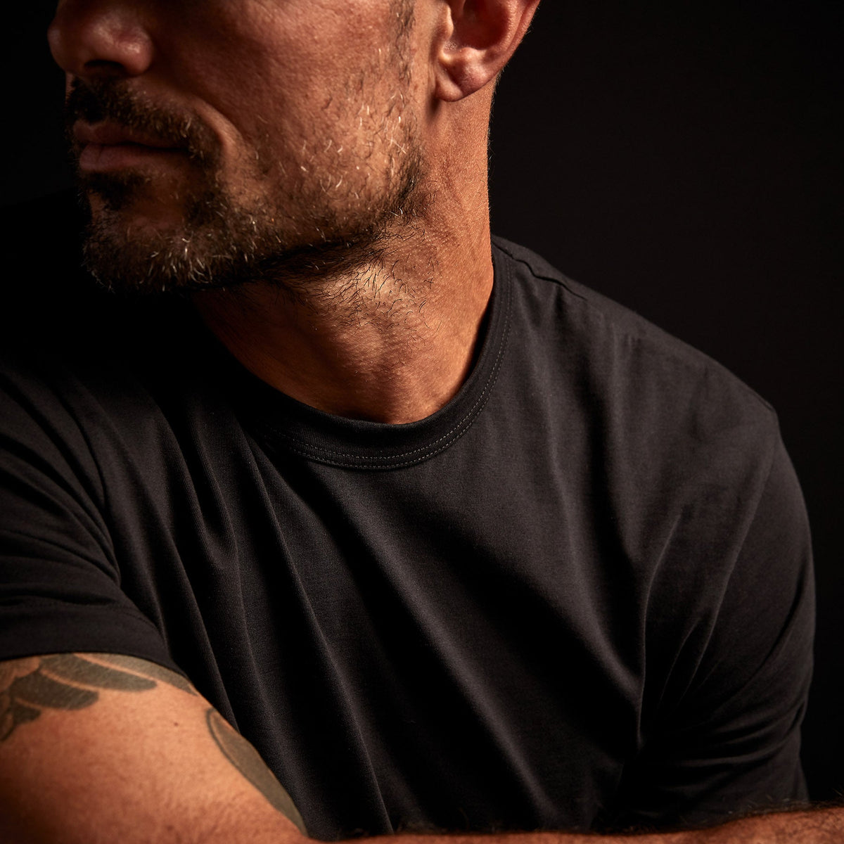 Brushed Cotton Jersey Tee - Black | James Perse Los Angeles