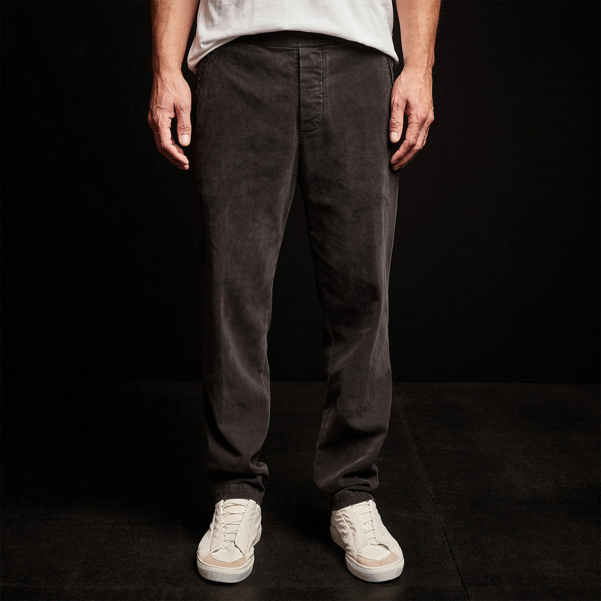 Brushed Cotton Twill Trouser in Magma Pigment | James Perse Los Angeles