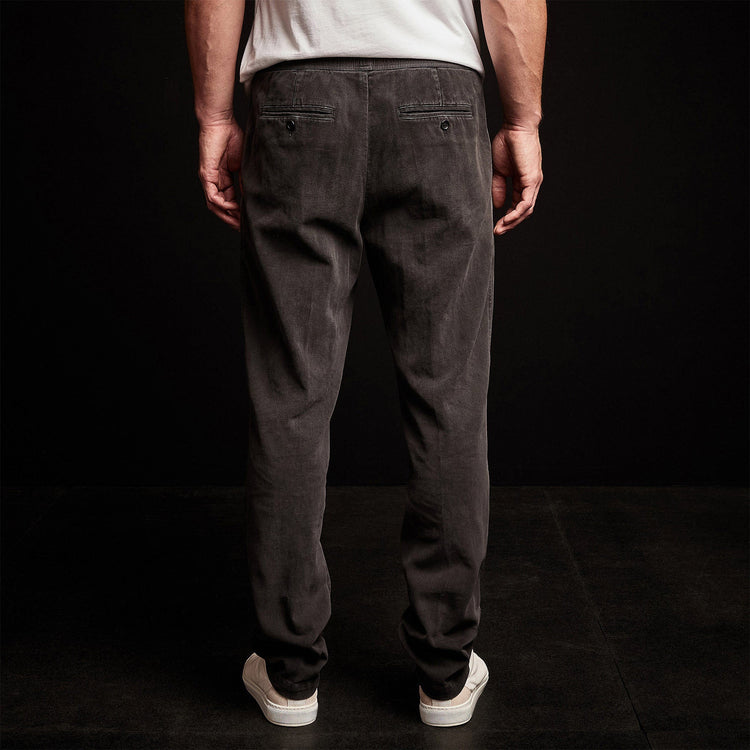 Brushed Cotton Twill Trouser in Magma Pigment | James Perse Los Angeles