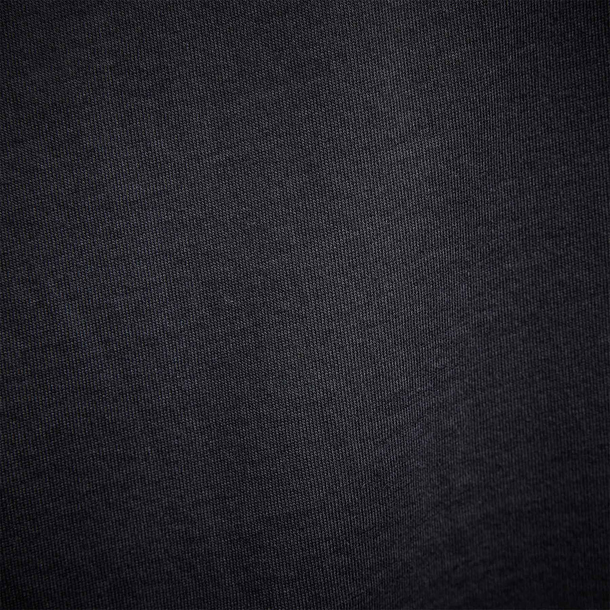 Brushed Jersey Raglan Crew in Black | James Perse Los Angeles