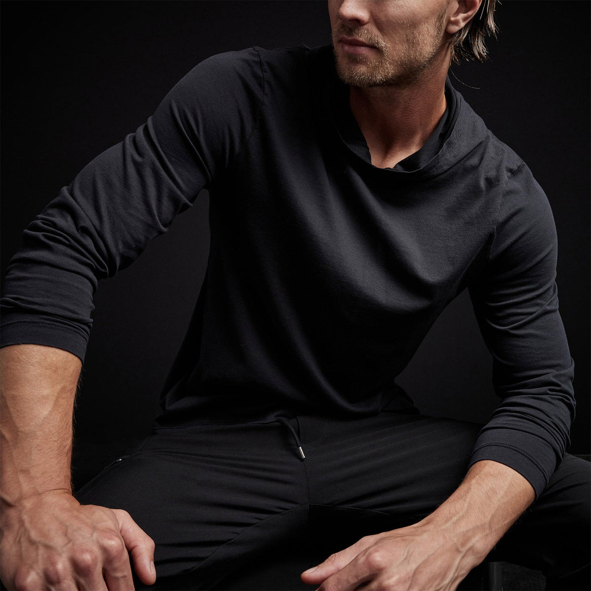 Brushed Jersey Hoody in Black | James Perse Los Angeles