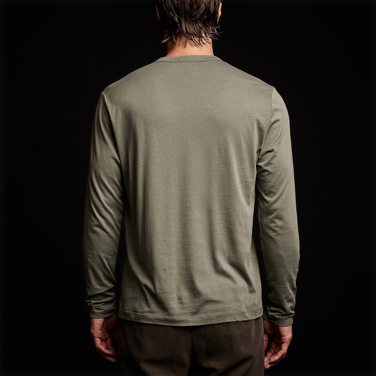 Brushed Elevated Jersey Long Sleeve Henley in Alligator | James Perse Los Angeles