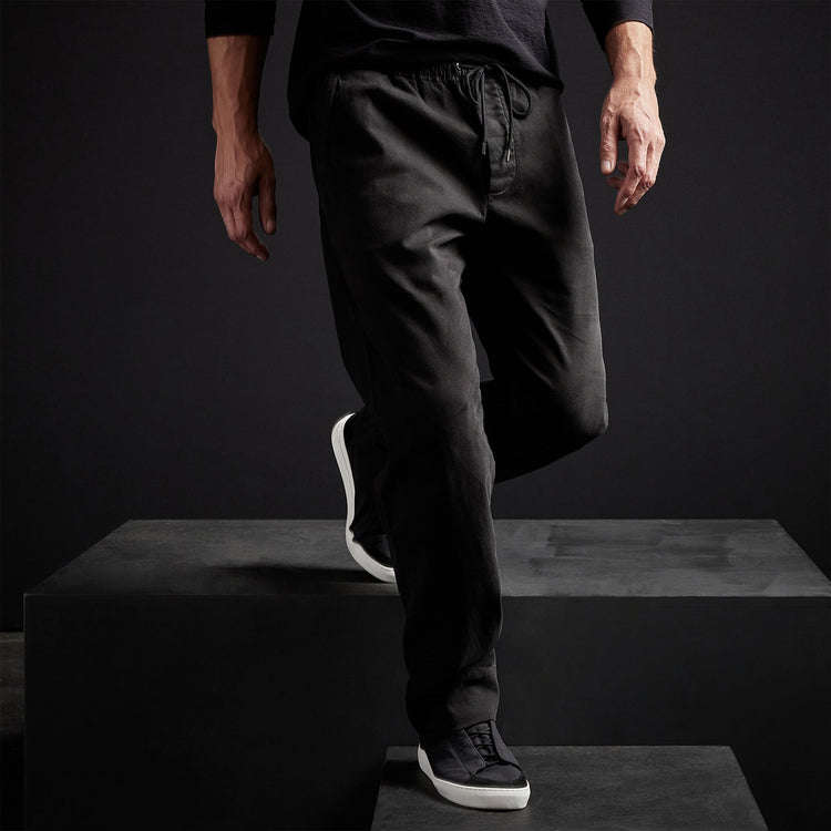Cotton Twill Work Trouser in Black | James Perse Los Angeles