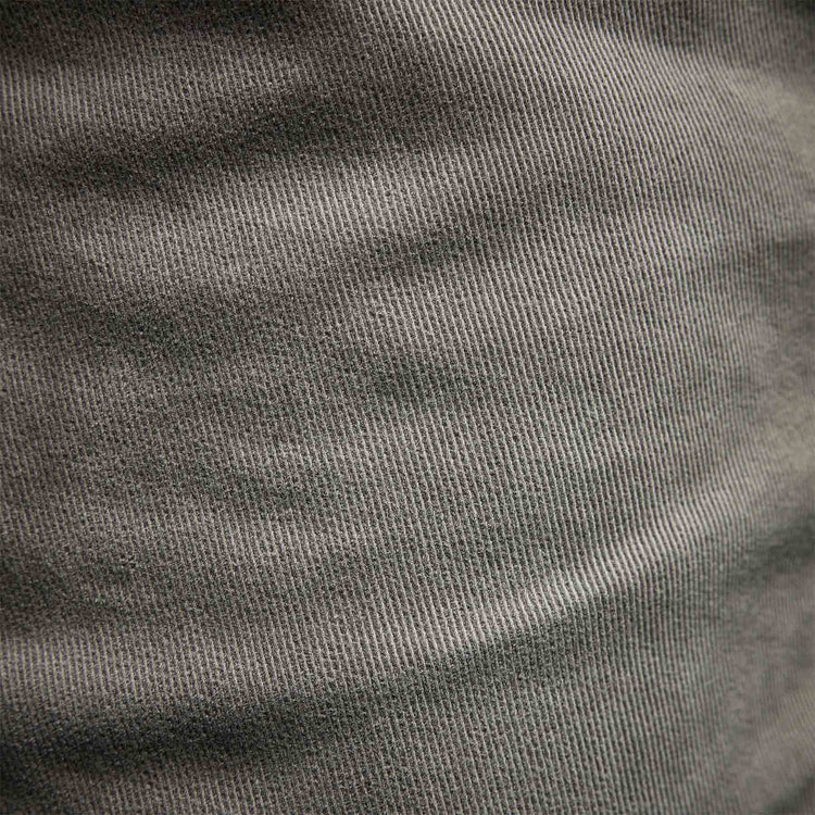 Cotton Twill Work Trouser in Concrete Pigment | James Perse Los Angeles
