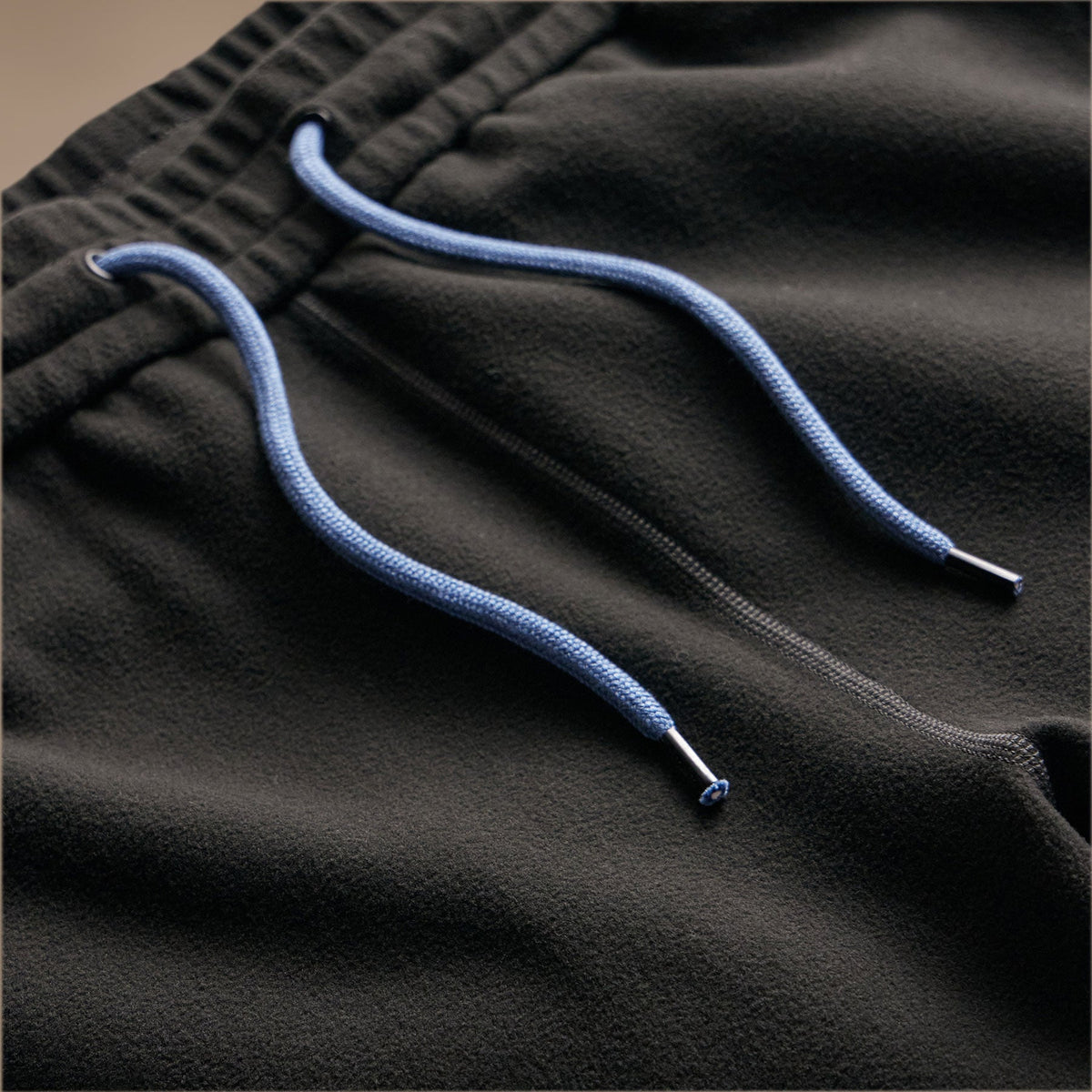 Brush Scuba Zip Pocket Performance Pant  in Carbon/Blue | James Perse Los Angeles