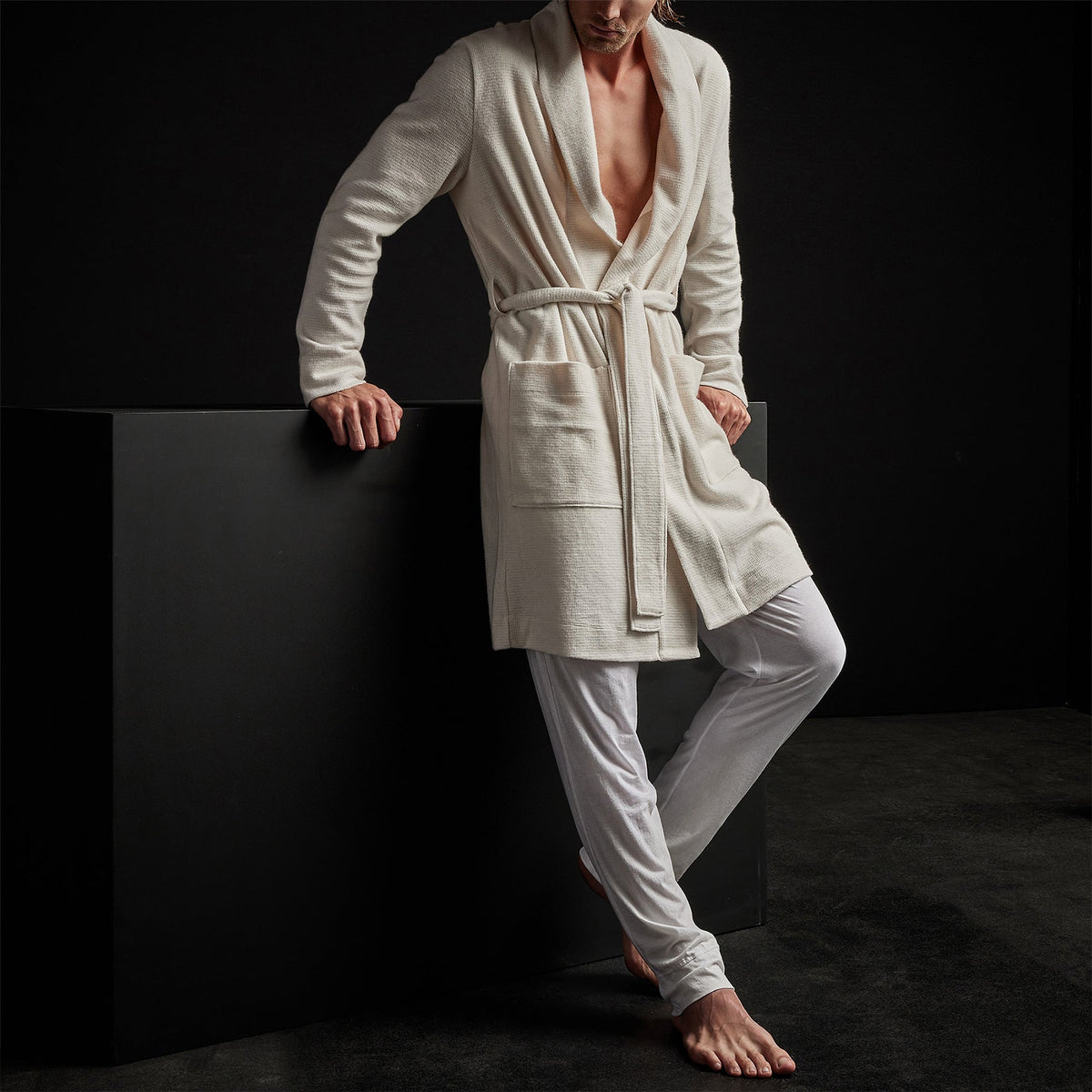 Brushed Thrml Knit Hooded Robe in Oyster | James Perse Los Angeles
