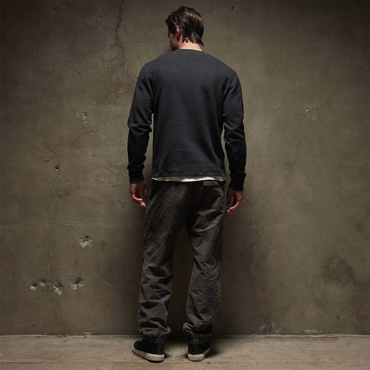 Thermal Knit Henley in Magma | James Perse Los Angeles