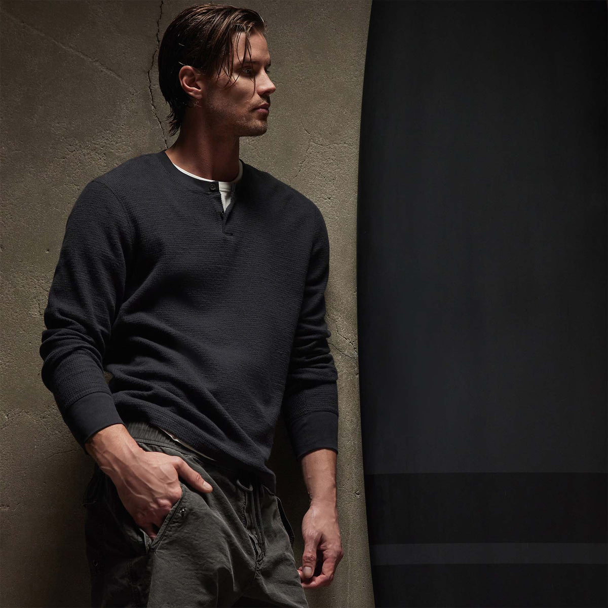 Thermal Knit Henley in Magma | James Perse Los Angeles
