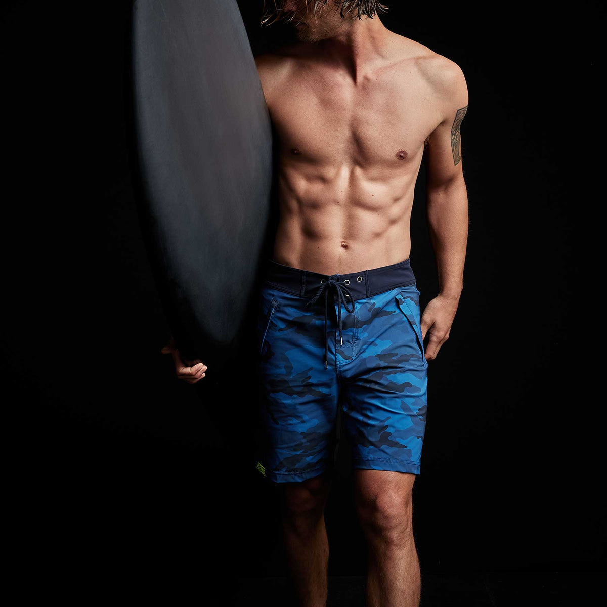 Camo Zip Pocket Boardshort in Pacific Camo/Deep | James Perse Los Angeles