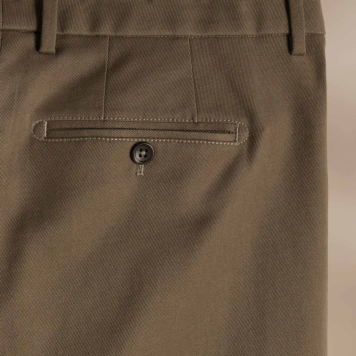 Cashmere Touch Twill Trouser in Mushroom | James Perse Los Angeles