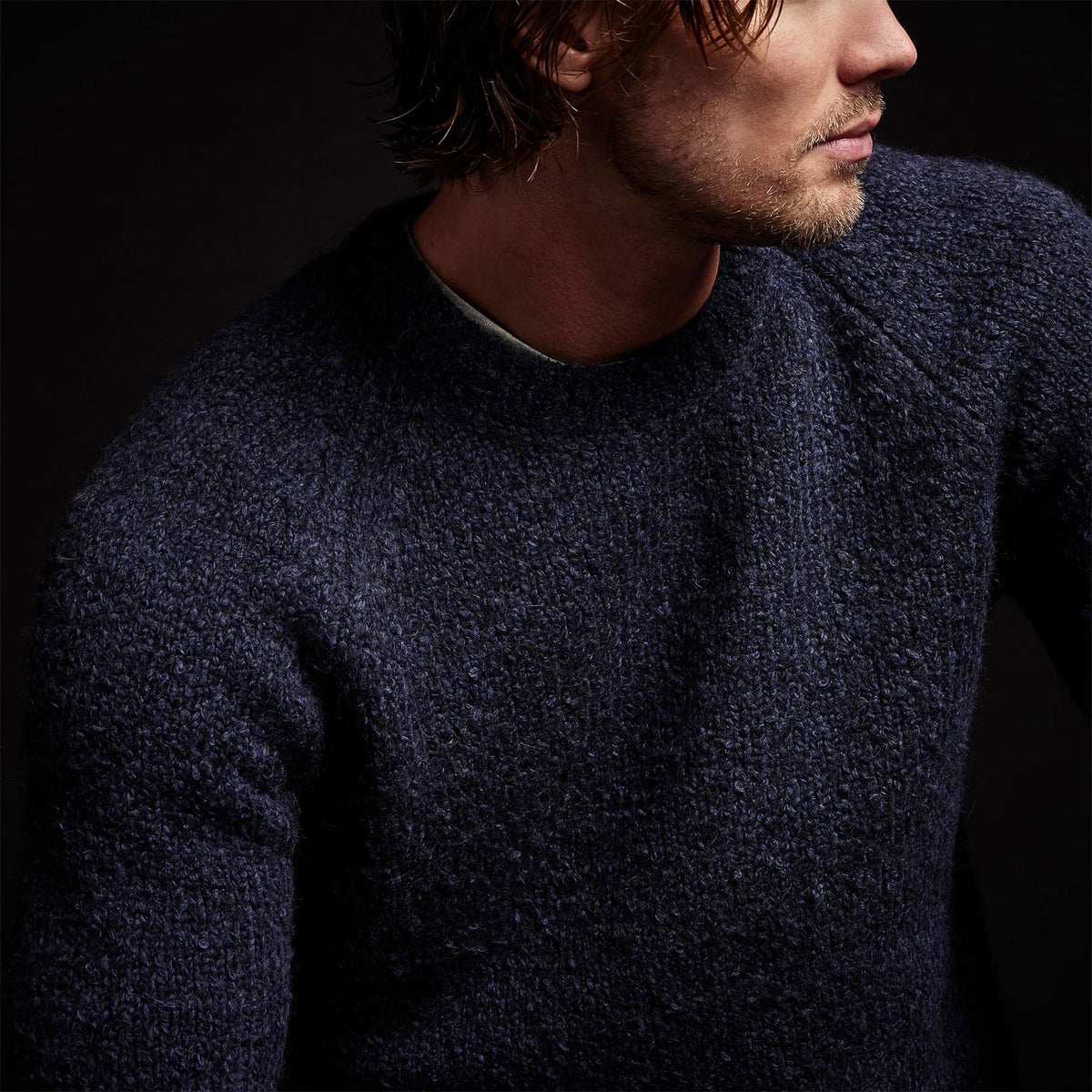 Cotton Wool Blend Chunky Raglan in Navy | James Perse Los Angeles 
