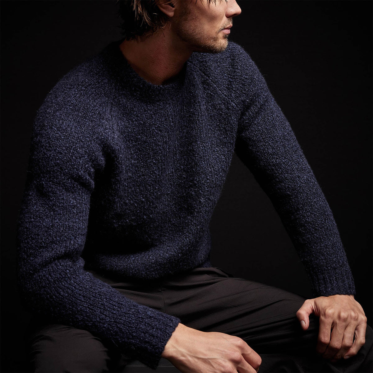 Cotton Wool Blend Chunky Raglan in Navy | James Perse Los Angeles 