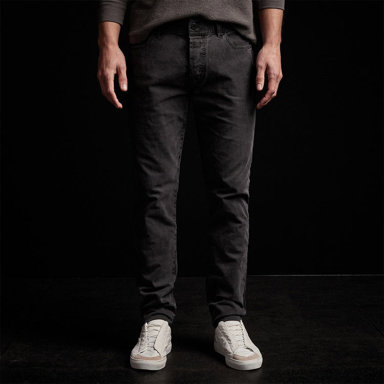Ranch Cotton Jean in Magma Pigment | James Perse Los Angeles 