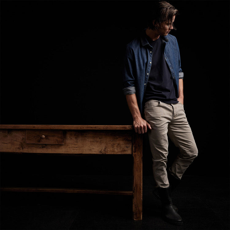 Ranch Cotton Jean in String Pigment | James Perse Los Angeles 