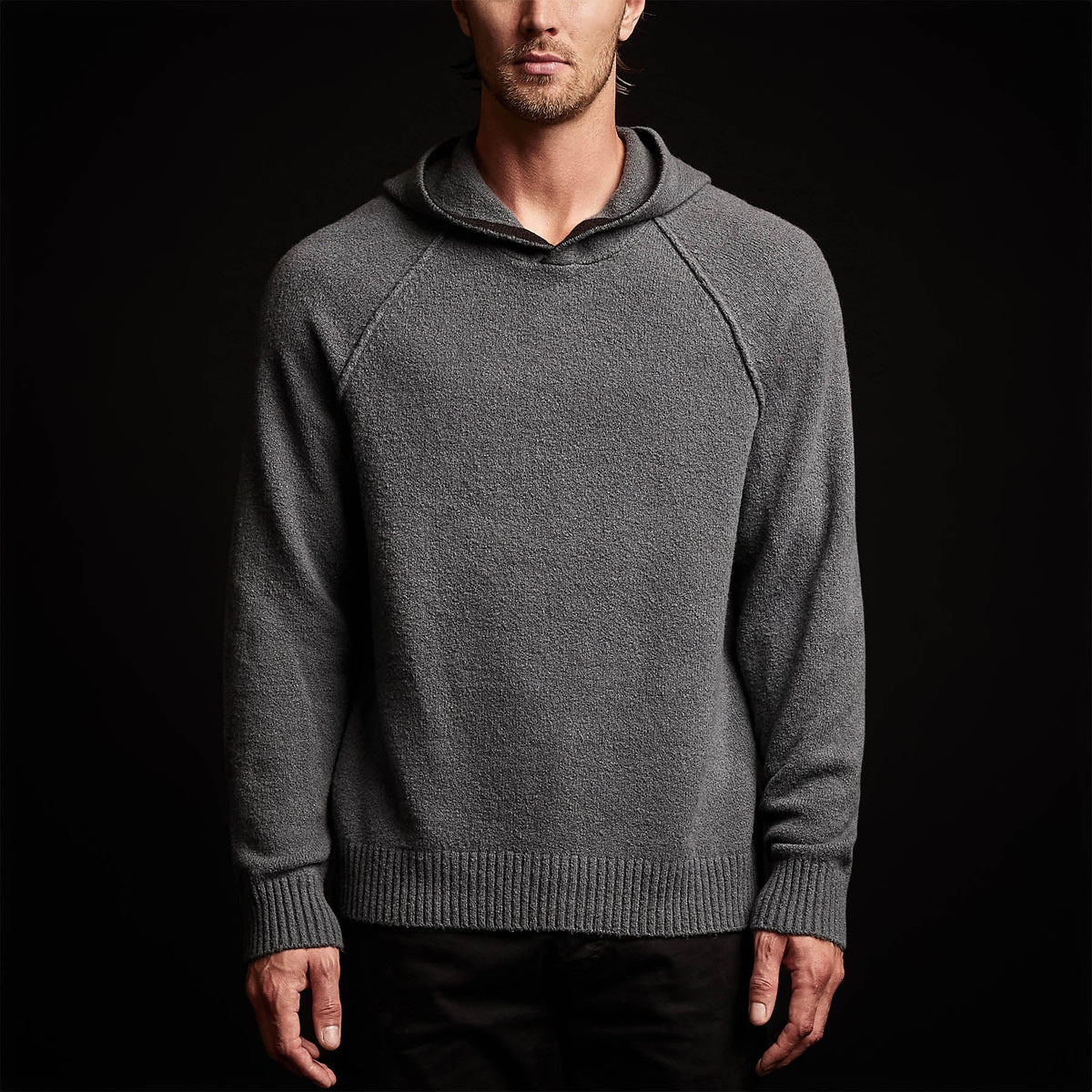 Cashmere Hooded Raglan in Flint | James Perse Los Angeles