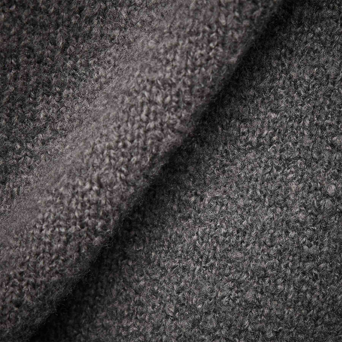 Cashmere Hooded Raglan in Flint | James Perse Los Angeles